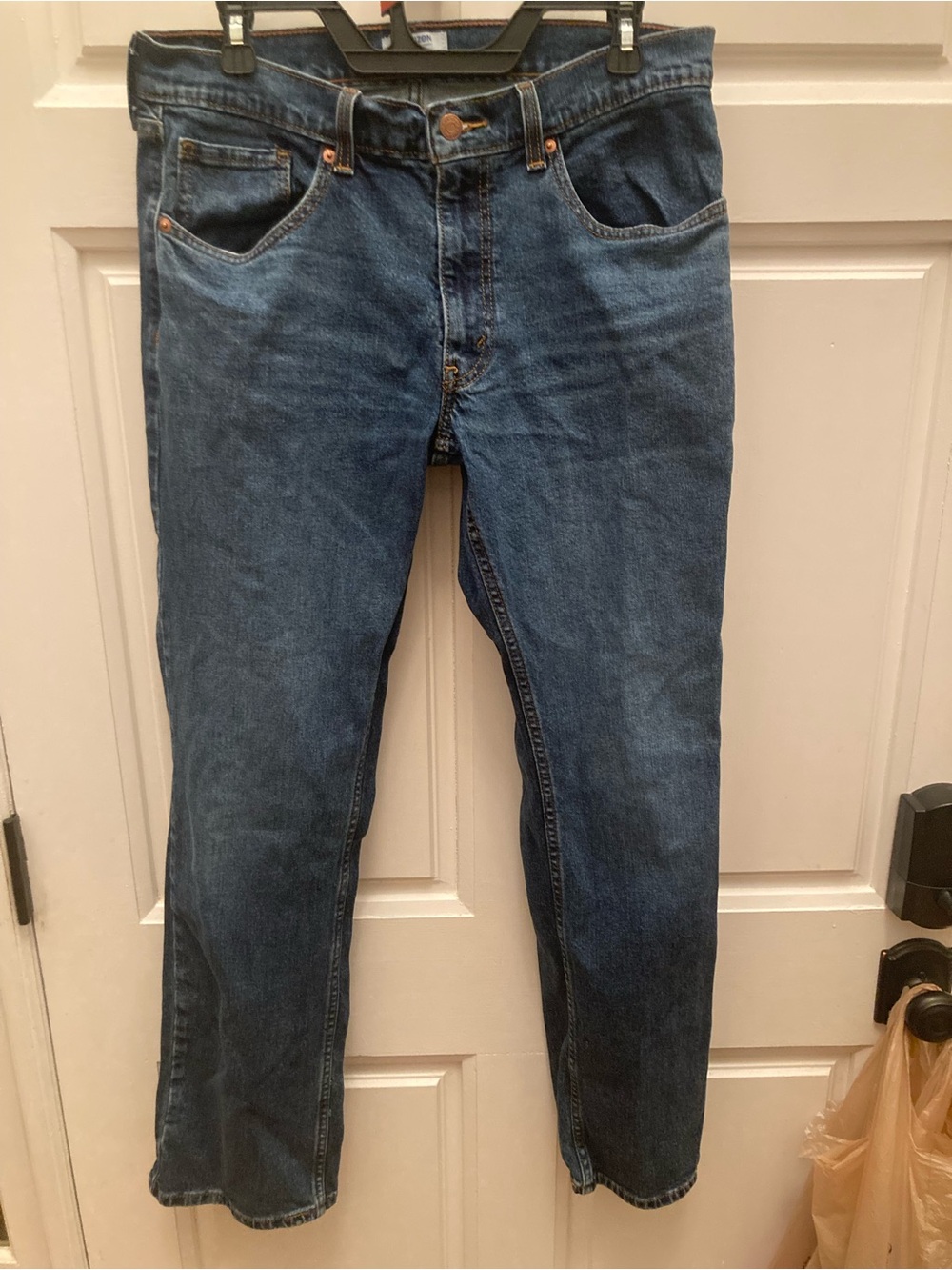 Denizen from Levi's Mid to Dark Blue Straight Jeans - 32x32